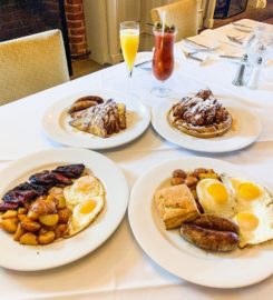 Fox and Hound Tavern at The Lebanon Hotel